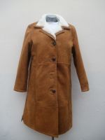 Women's coat with buttons